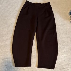 New never worn OGL Move barrel pants, espresso, L